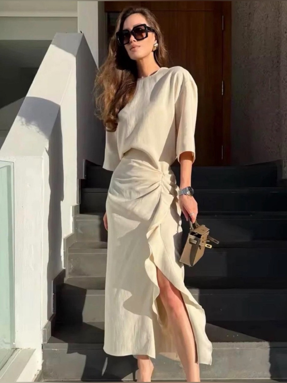 🔥🔥Zara  Cream Ruffle-Detail Midi dress